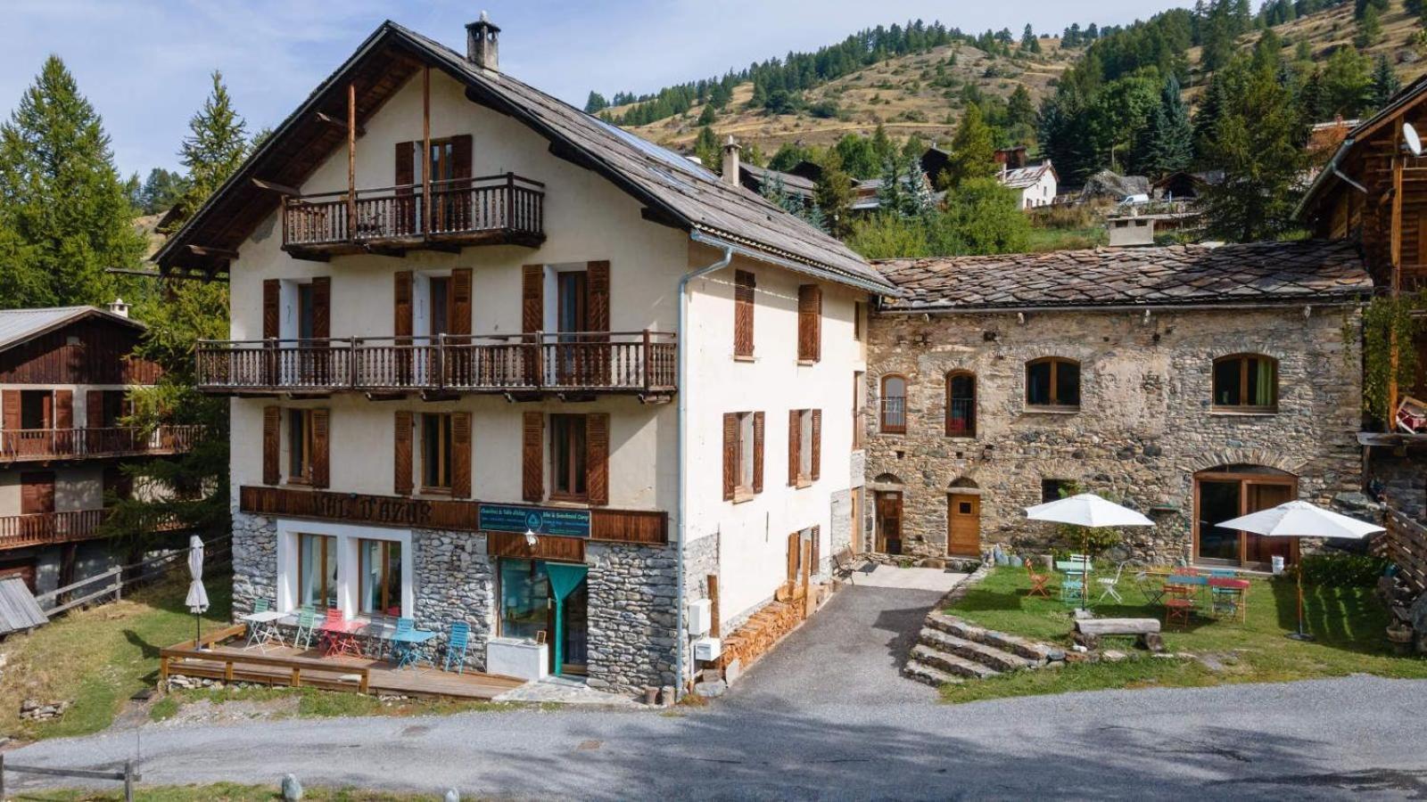 Auberge Les 1000 Cols, Anciennement Val D Azur Molines-en-Queyras Buitenkant foto